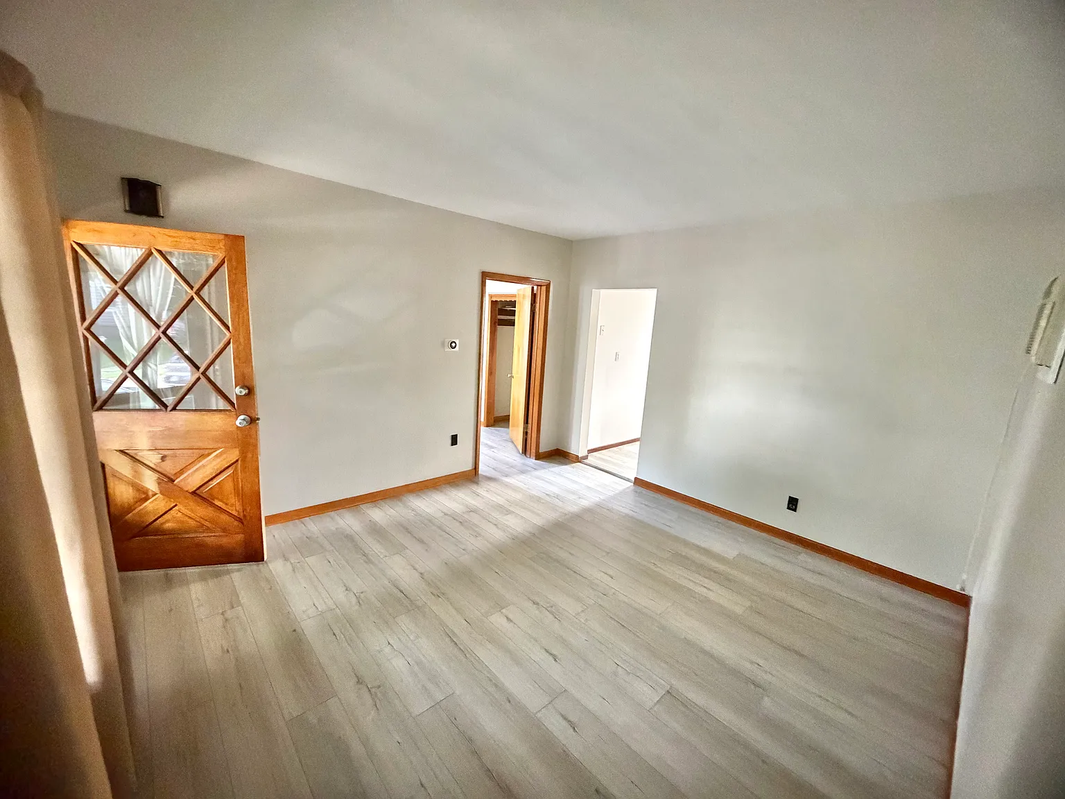 2 bed, 750 sqft, $1,375 — Photo 4