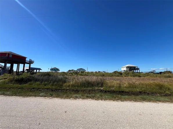 0 Mabry St, Gilchrist, TX 77617