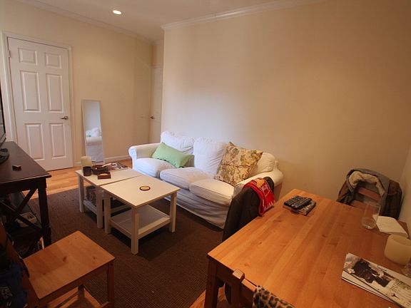 4th image of 348 E 66th St APT 4E
