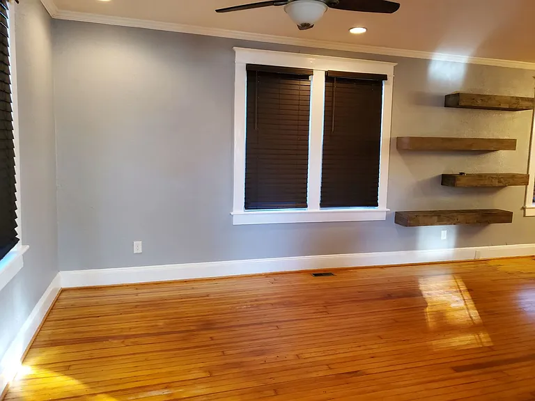 2623 Marlboro Ave — Photo 7
