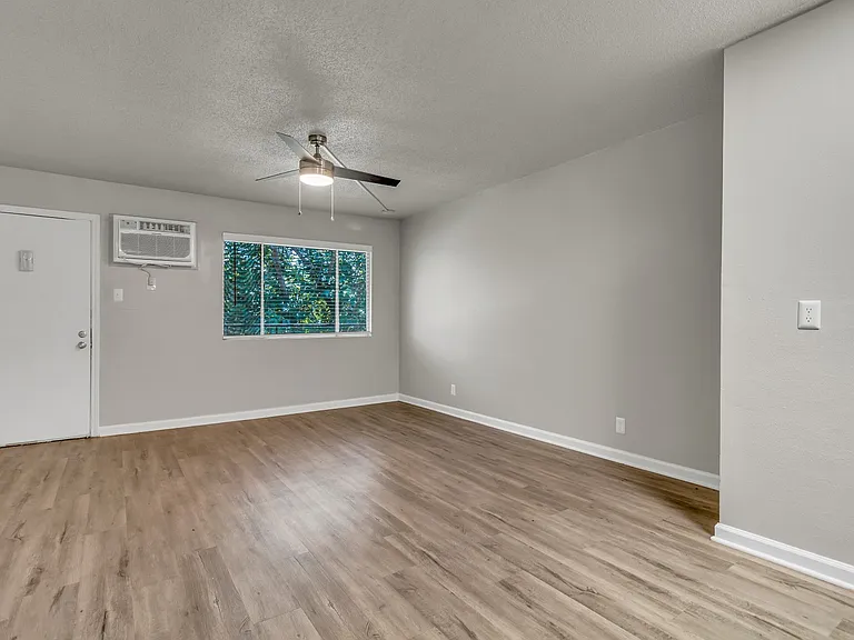 410 Heights | Interior