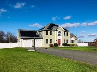 95 Campbell St, Rutland, MA 01543