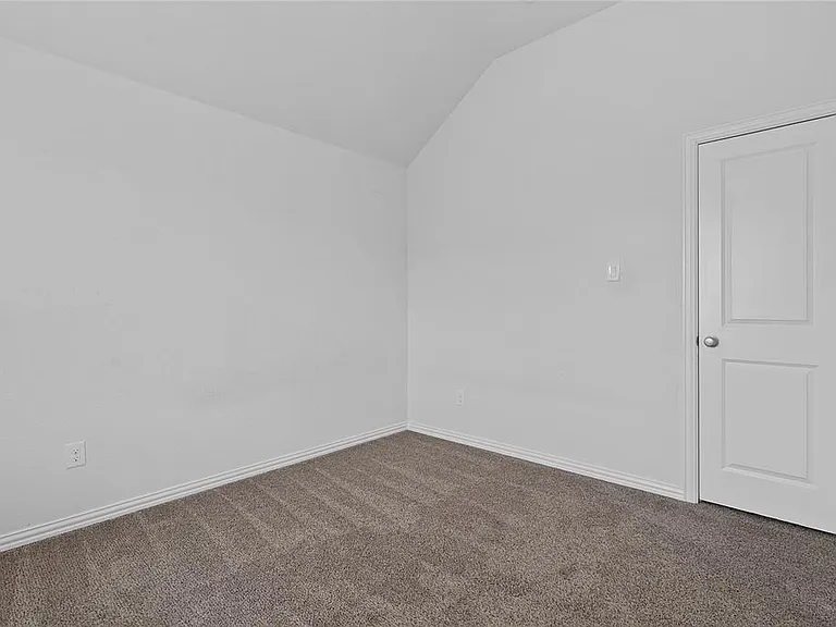 2905 Consuelo Way — Photo 23