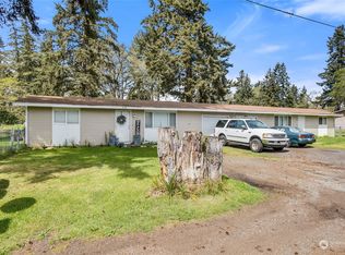 8710-8712 Lochburn Ln SW, Lakewood, WA 98499