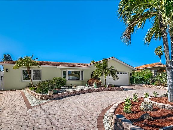 3rd image of 6412 1st Palm Point St