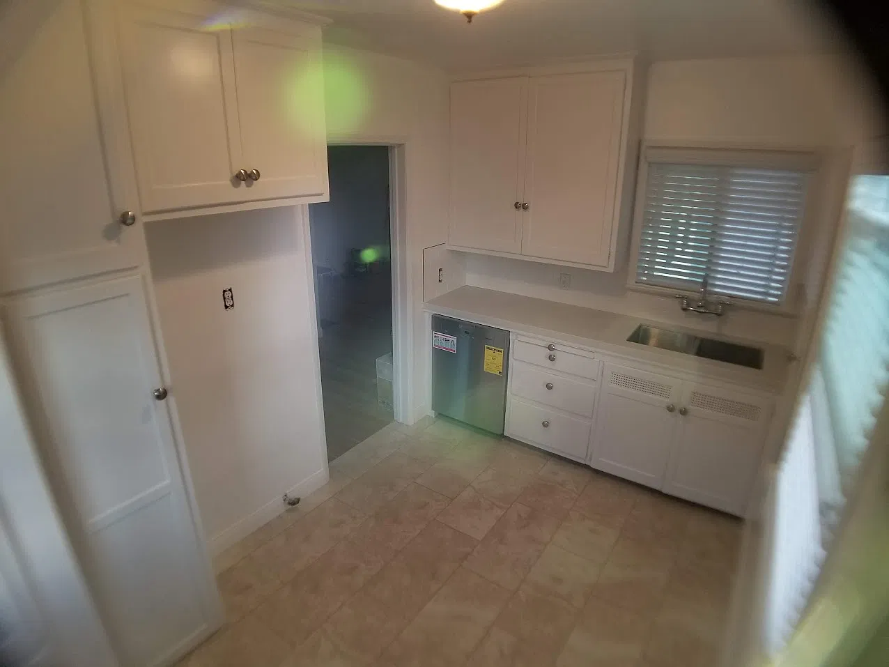 2 bed, 777 sqft, $2,300 — Photo 2
