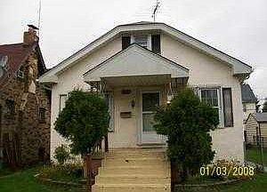 1st image of 904 Massena Ave