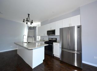 3745 S Wallace St, Chicago, IL 60609
