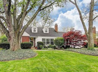 404 Oakview Dr, Kettering, OH 45429