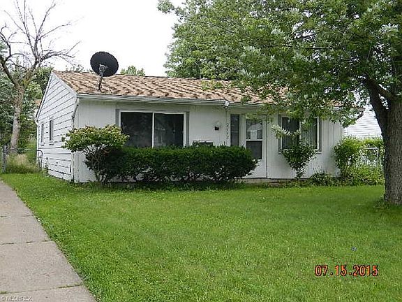 2nd image of 2118 Crehore St