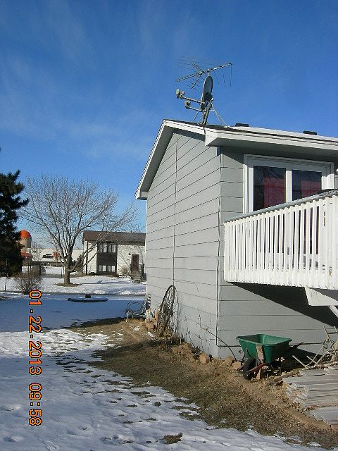 2nd image of 10217 Erskin St NE