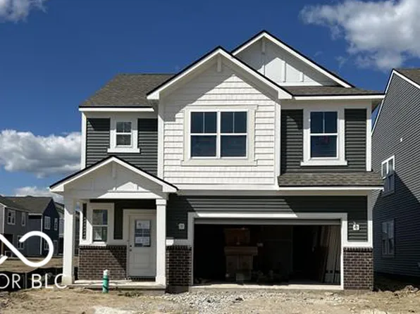 5670 Harper Dr, Whitestown, IN 46075