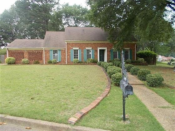 1st image of 5824 Lochmoor Ave