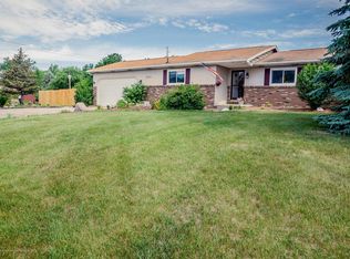2004 Piney Point Dr, Lansing, MI 48917