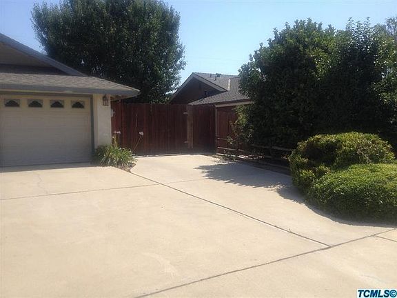 5th image of 2323 E Iris Ave
