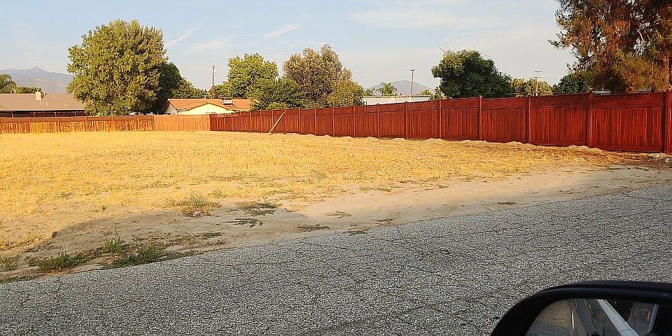 1st image of 578 Lauresa Ln