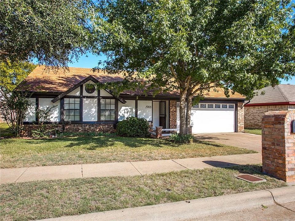 1st image of 1908 Whittenburg Dr