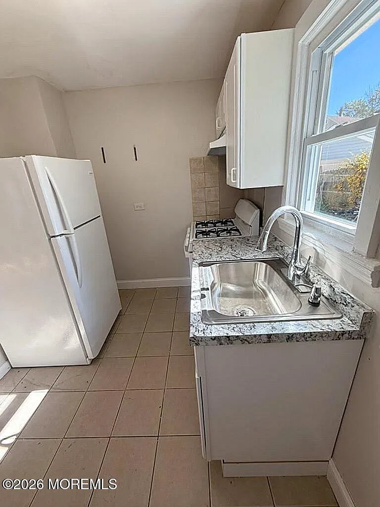 2 bed, 920 sqft, $2,800 — Photo 3