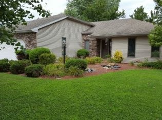 523 Locust Grove Rd, York, PA 17402