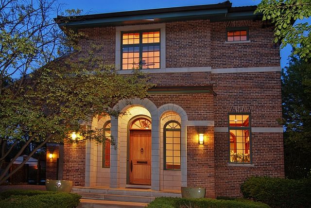 1st image of 807 Forest Ave