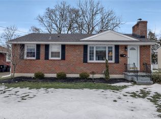 39 Linden Ave, Lancaster, NY