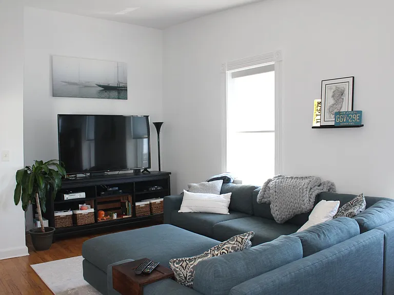 134 Washington St #3 — Photo 7