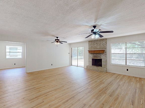 3rd image of 1507 Austin Ave