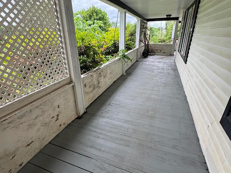 2565 Easton Tpke — Photo 4