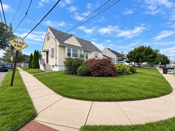 611 Green St, Elizabeth City, NJ 07202