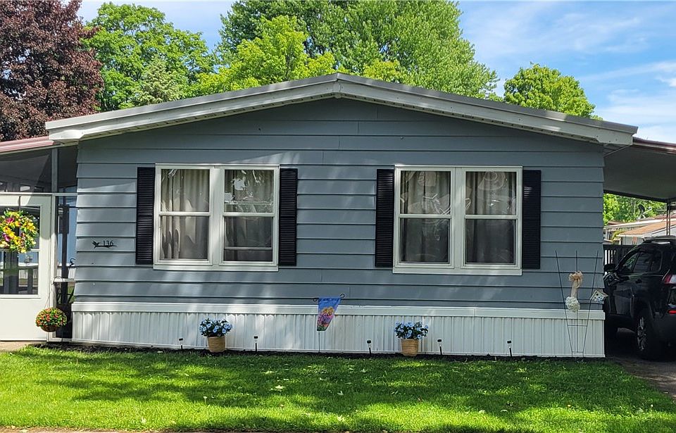 1st image of 136 Cayuga Way