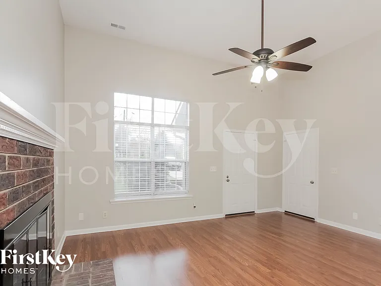 6202 Suntrace Way — Photo 4