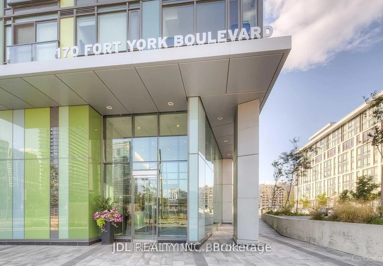 Library District Condos — Photo 2