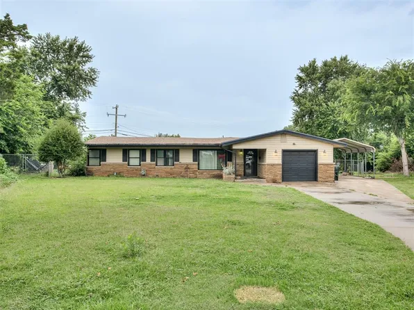 7101 Hilltop Ct, Midwest City, OK 73110