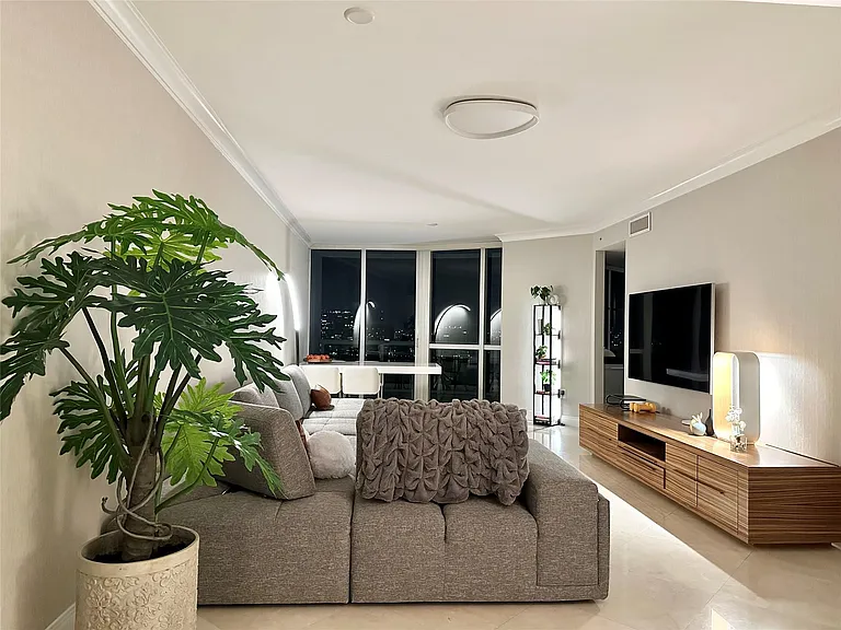 18201 Collins Ave #1901 — Photo 23