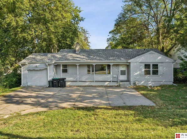 5228 Ames Ave, Omaha, NE 68104