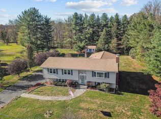 9 Barrett Dr, Hopewell Junction, NY 12533