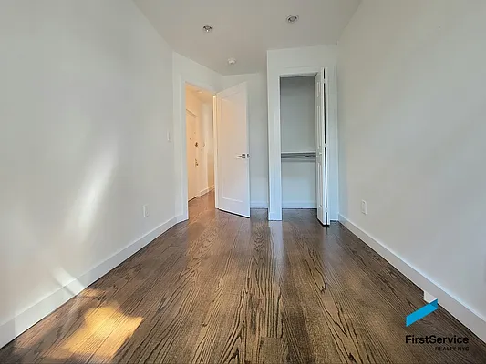 Rented by FirstService Realty (legacy) | media 27