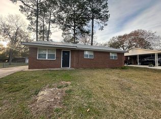 1154 Lakewood Dr, Montgomery, AL 36109
