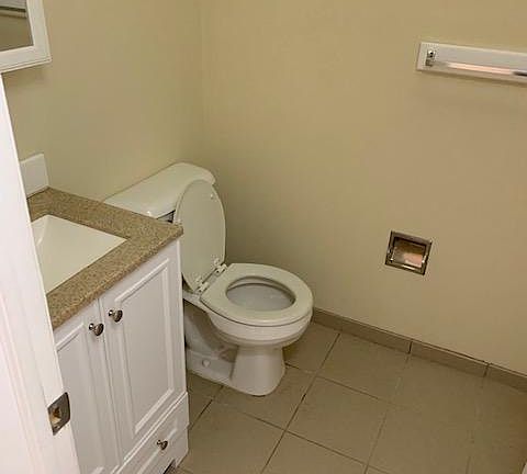 2nd image of 614 S 4th St Fl 3
