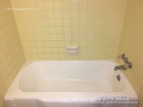 5th image of 133 Glenridge Pl APT C