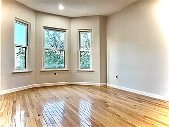 Rented by Addison Property Group