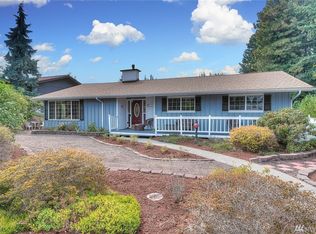 3313 Viewcrest Dr NE, Bremerton, WA 98310