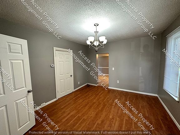 3rd image of 1038 Broadway Ave NW