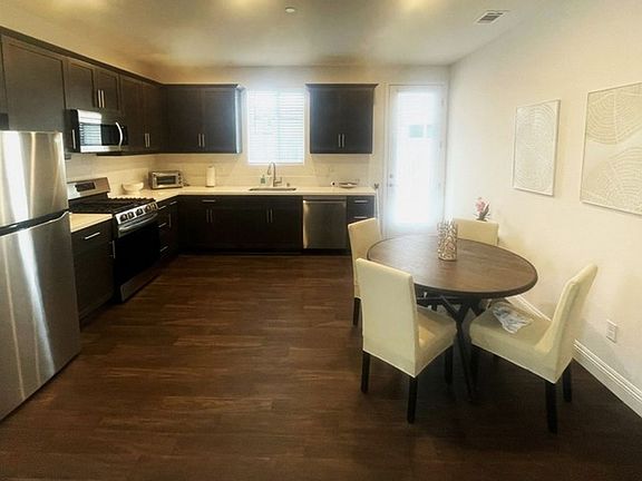 5th image of 4395 Guerrero Dr