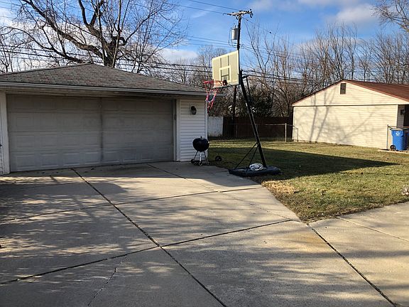 2nd image of 8417 Whitefield St