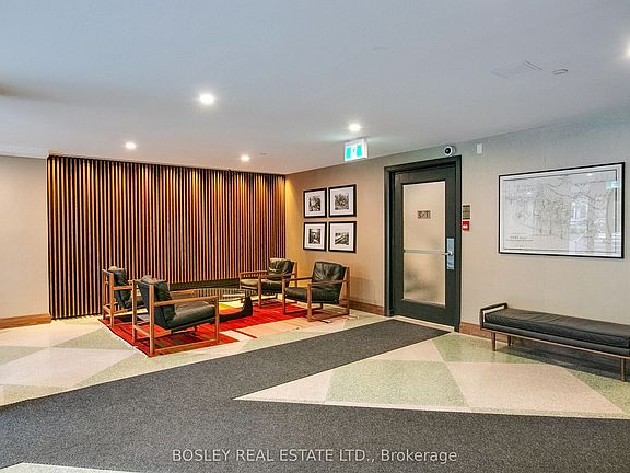 5th image of 158 Crescent Rd #404