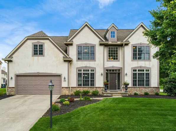 8540 Oakshire Dr NW, Pickerington, OH 43147