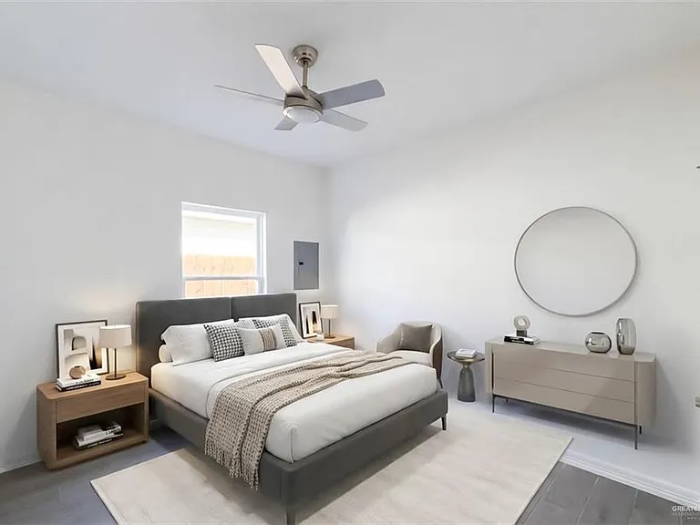 604 N Onyx Ave #4 — Photo 13
