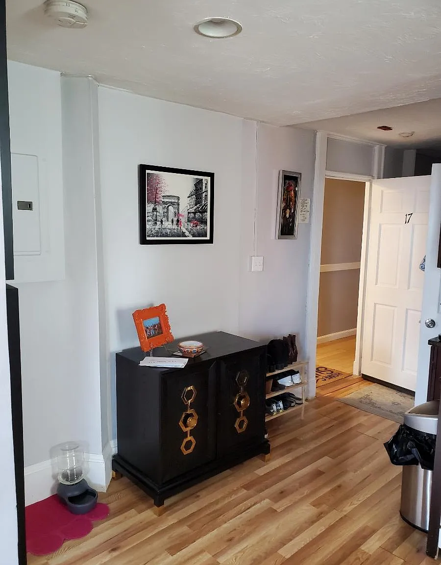 3 bed, 9999 sqft, $4,900 — Photo 4