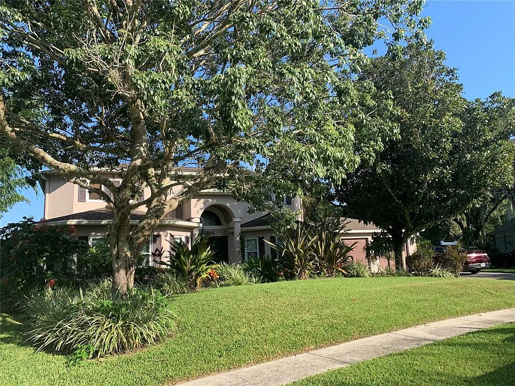 4 bed, 2.5 bath, 3191 sqft, $4,500 — Photo 3